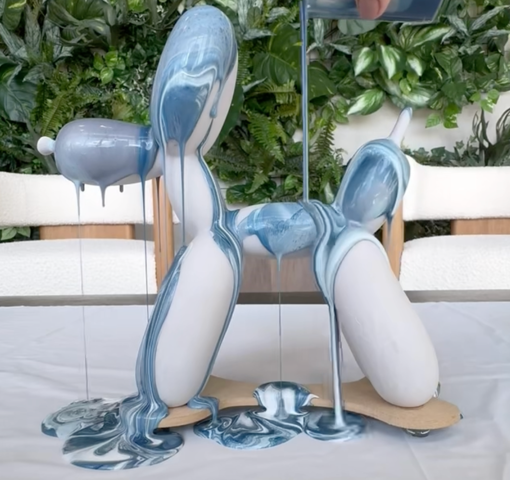 Load video: Demonstration video of Abstract Kits’ DIY art kit—from preparing the workspace and mixing paints to pouring and displaying the final fluid artwork.